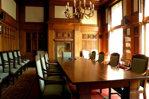 Föreläsning: A guided tour of the men’s club