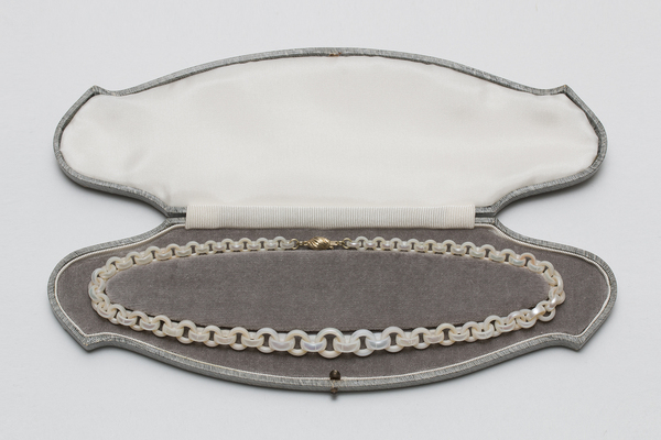 Lin Cheung: It's a Jewellery Thing