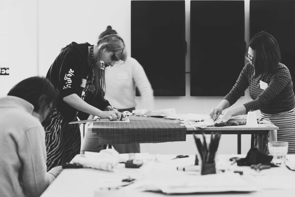 WORKSHOP: MAKE/USE - MODIFIERING AV KLÄDER, ZERO-WASTE FASHION