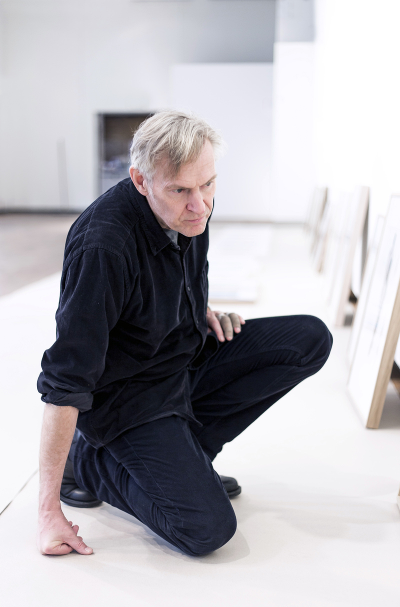 Extrainsatt visning av ”Fashion Figures Faces” och signering med Mats Gustafson