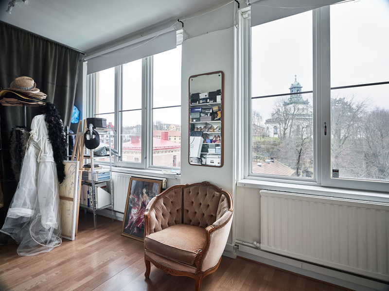 Del i kontor och fotostudio